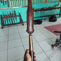 Tombak biring lanang